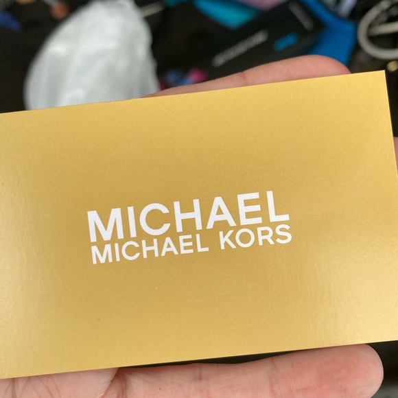 Michael Kors Pink Wallet - Picture 3 of 3